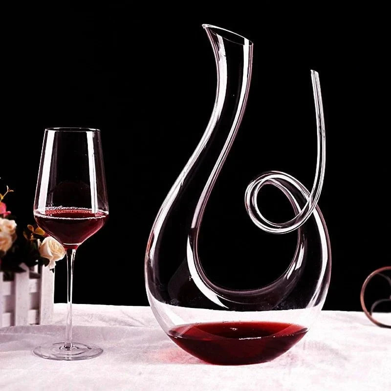 Carafe à vin en cristal – Design soufflé à la main, œuvre unique de mon atelier