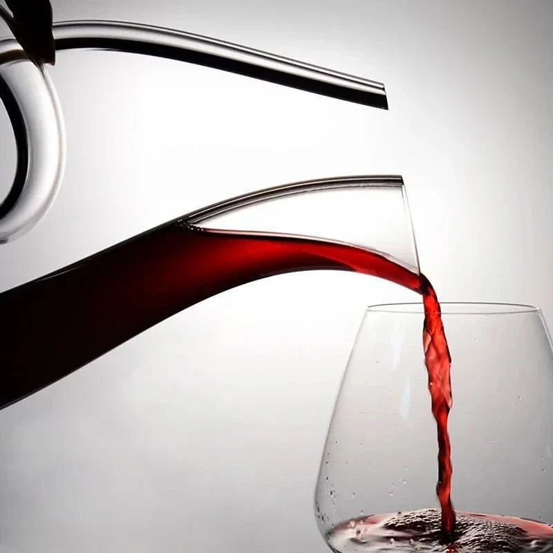 Carafe à vin en cristal – Design soufflé à la main, œuvre unique de mon atelier