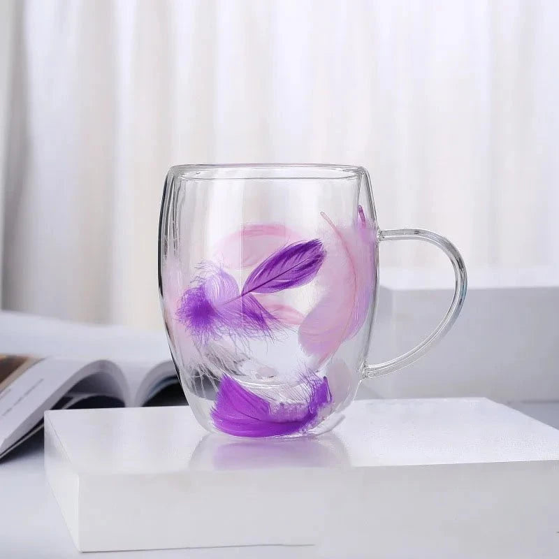 Plume de Verre™ – Tasse soufflée à la main avec plume suspendue (double paroi)