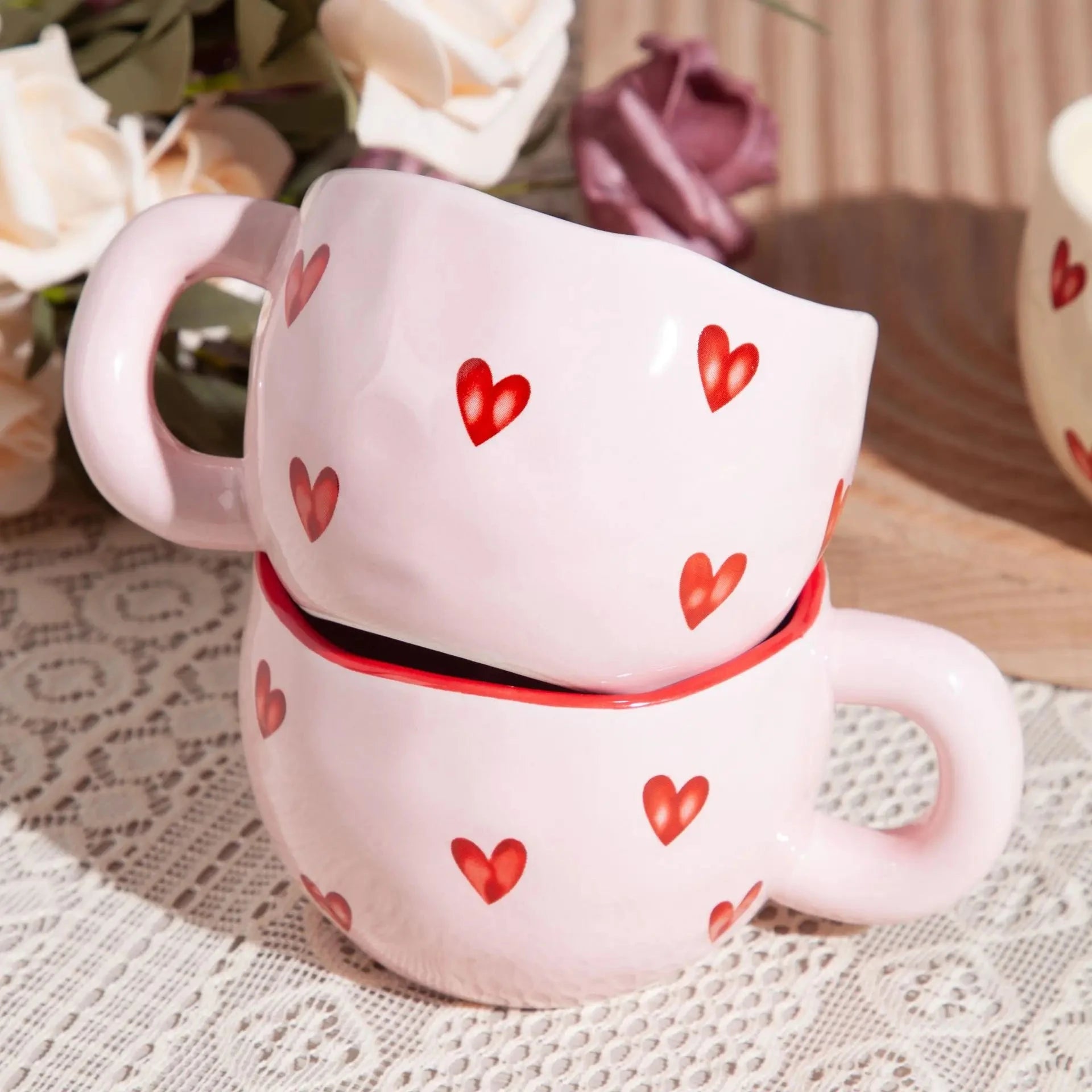 Cœur à Croquer™ – Tasse en céramique avec petits cœurs faits main