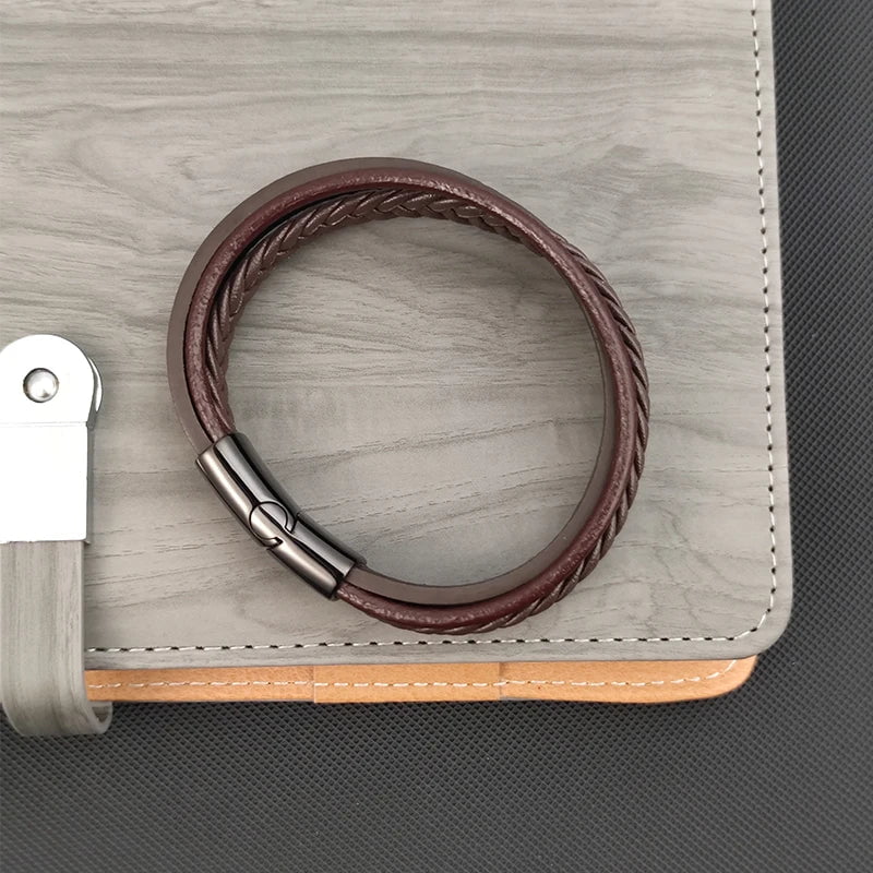 Léonard™ – Le Bracelet en Cuir Véritable, Élégance Tressée au Poignet