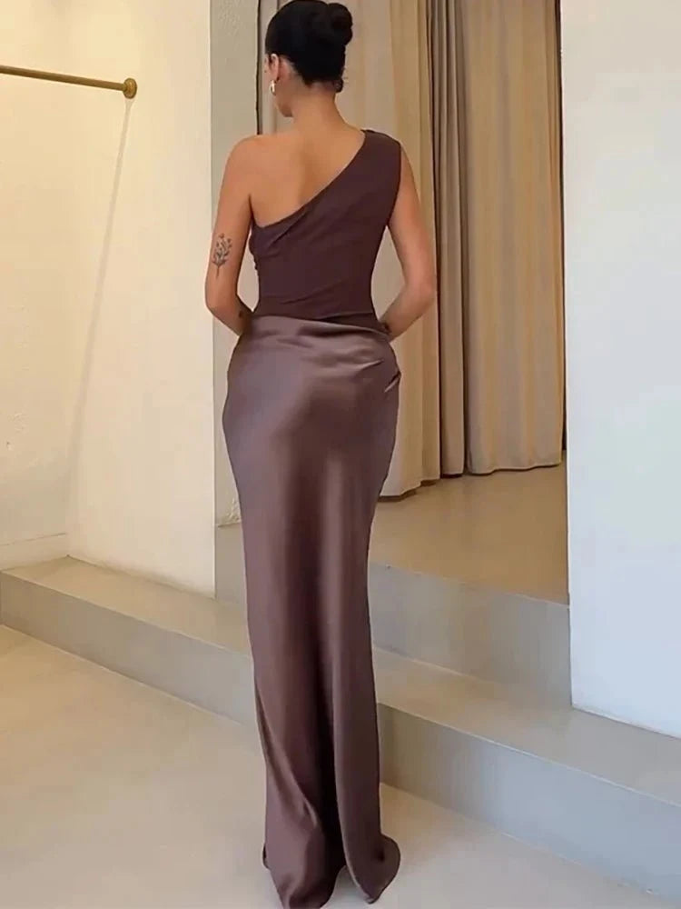 Aurélie™ – Robe de Soirée Satinée Asymétrique