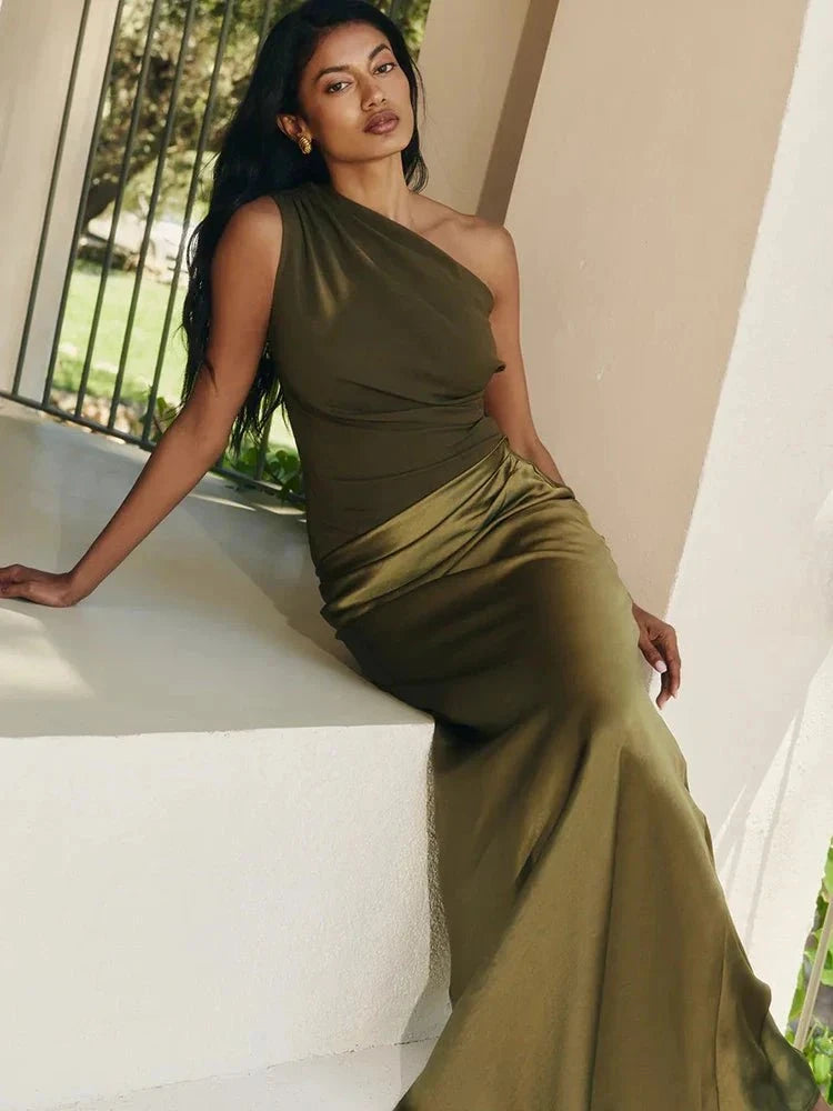 Aurélie™ – Robe de Soirée Satinée Asymétrique