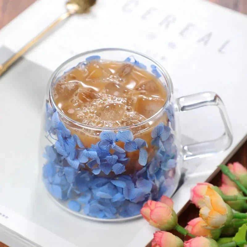 Floréa™ – Tasse en verre fleurie, faite main