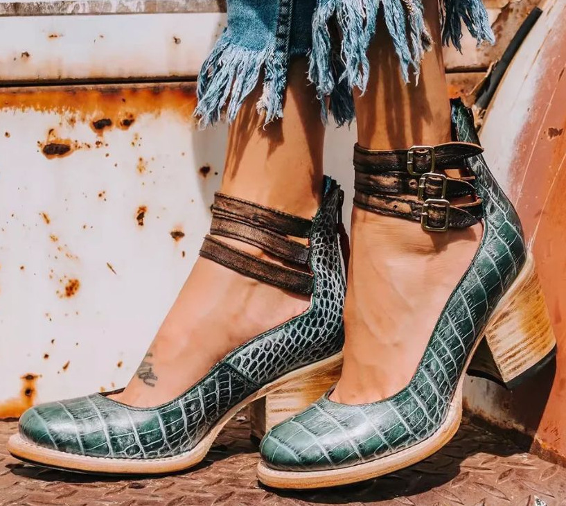 Kizzy | Talons Chic Sunstep