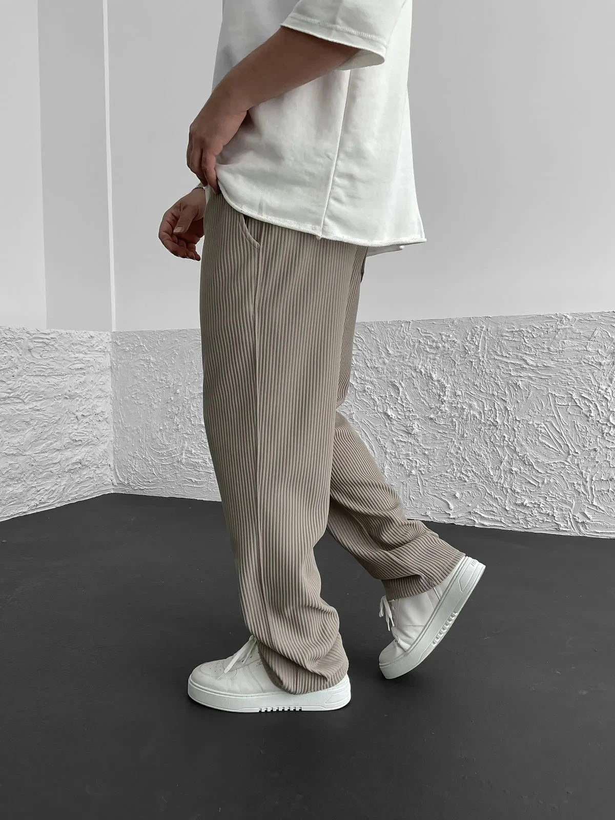Lenoir™ | Pantalon côtelé coupe décontractée