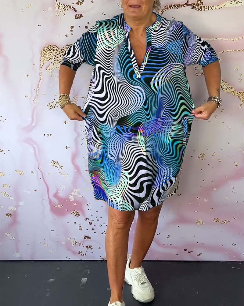 Colette™ | Robe à col en V colorée