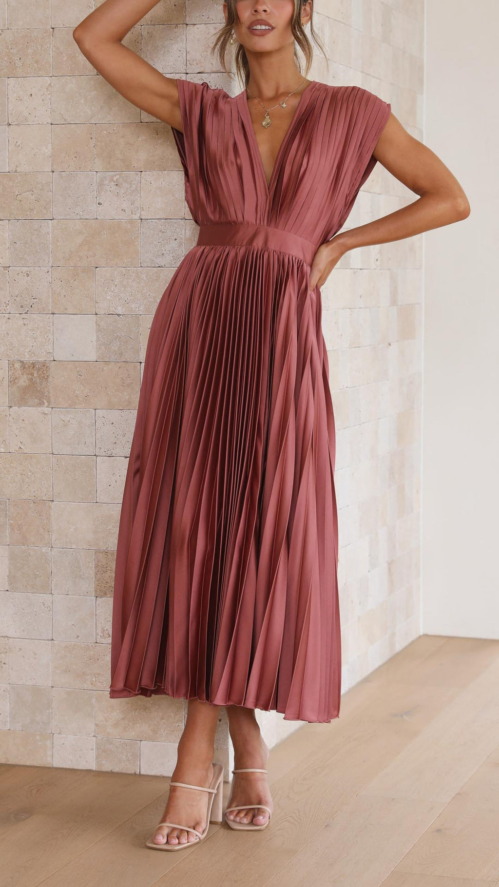 Lenoir™ | Robe plissée élégante