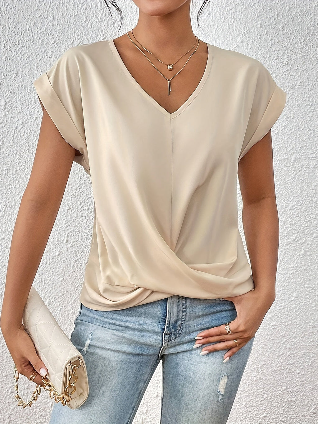 Lenoir™ | T-shirt décontracté avec décolleté en cœur 1 + 1 gratuit !