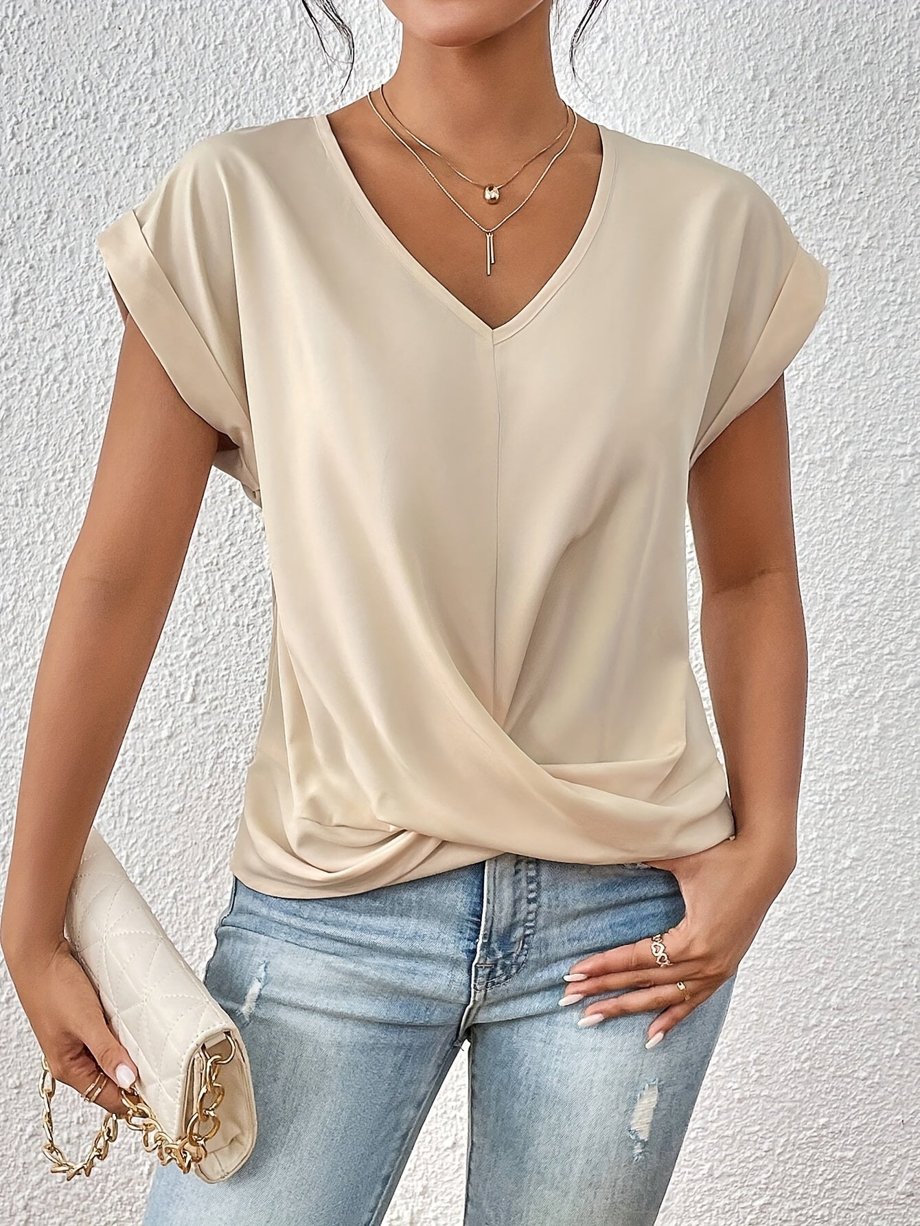 Lenoir™ | T-shirt décontracté avec décolleté en cœur 1 + 1 gratuit !
