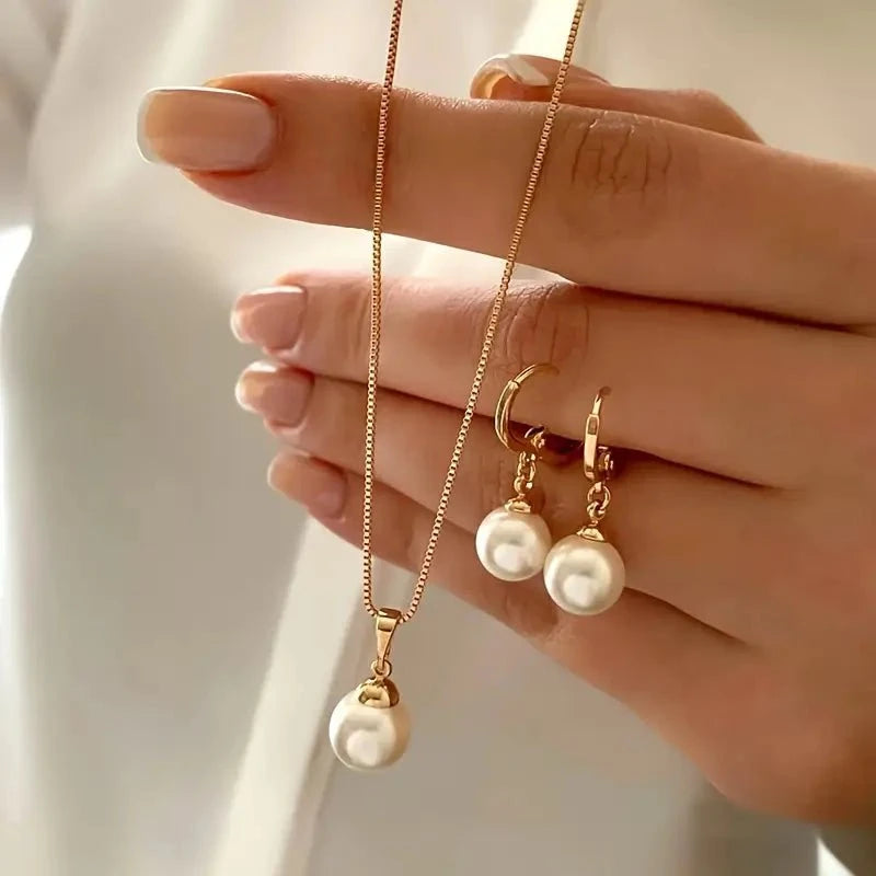 Golden Grace™ – Parure de Bijoux Perle & Or 18K
