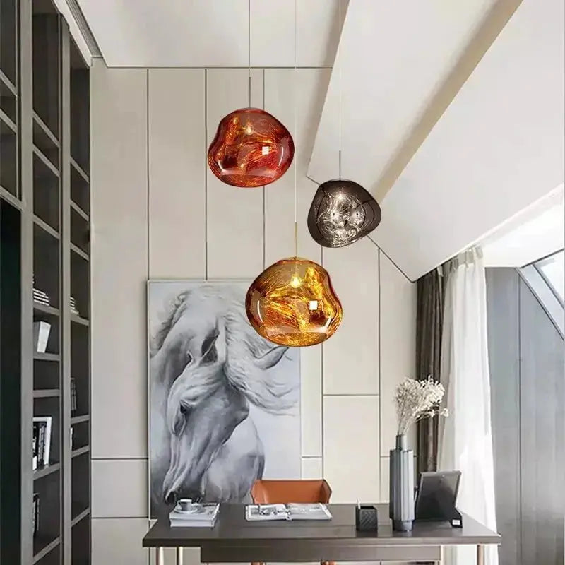 Suspension Melt artisanale – Lumière chaleureuse & design artistique