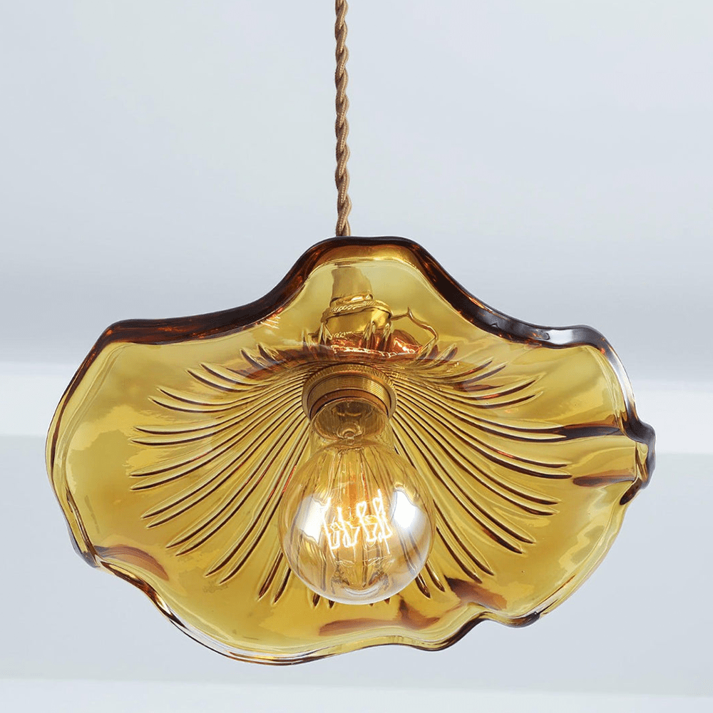 Élégante Lampe Fleur d’Hibiscus – Fabriquée à la main dans notre atelier