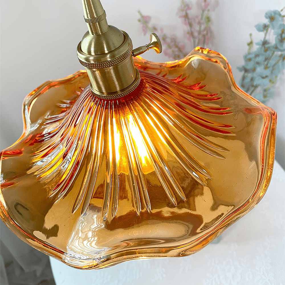 Élégante Lampe Fleur d’Hibiscus – Fabriquée à la main dans notre atelier