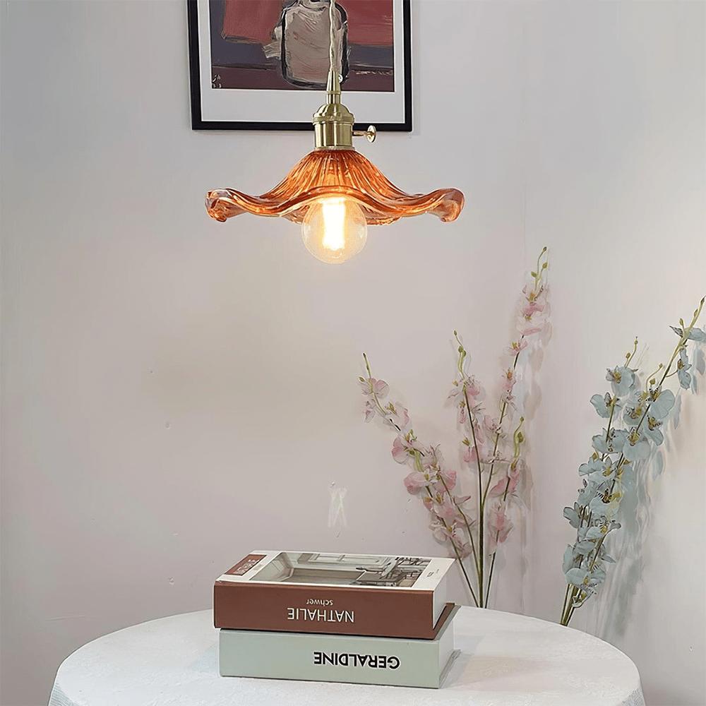 Élégante Lampe Fleur d’Hibiscus – Fabriquée à la main dans notre atelier