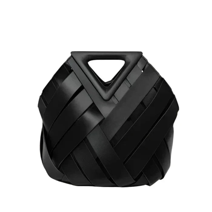 Giulietta™ – Sac sculptural en cuir tressé  Une silhouette graphique, une âme italienne.